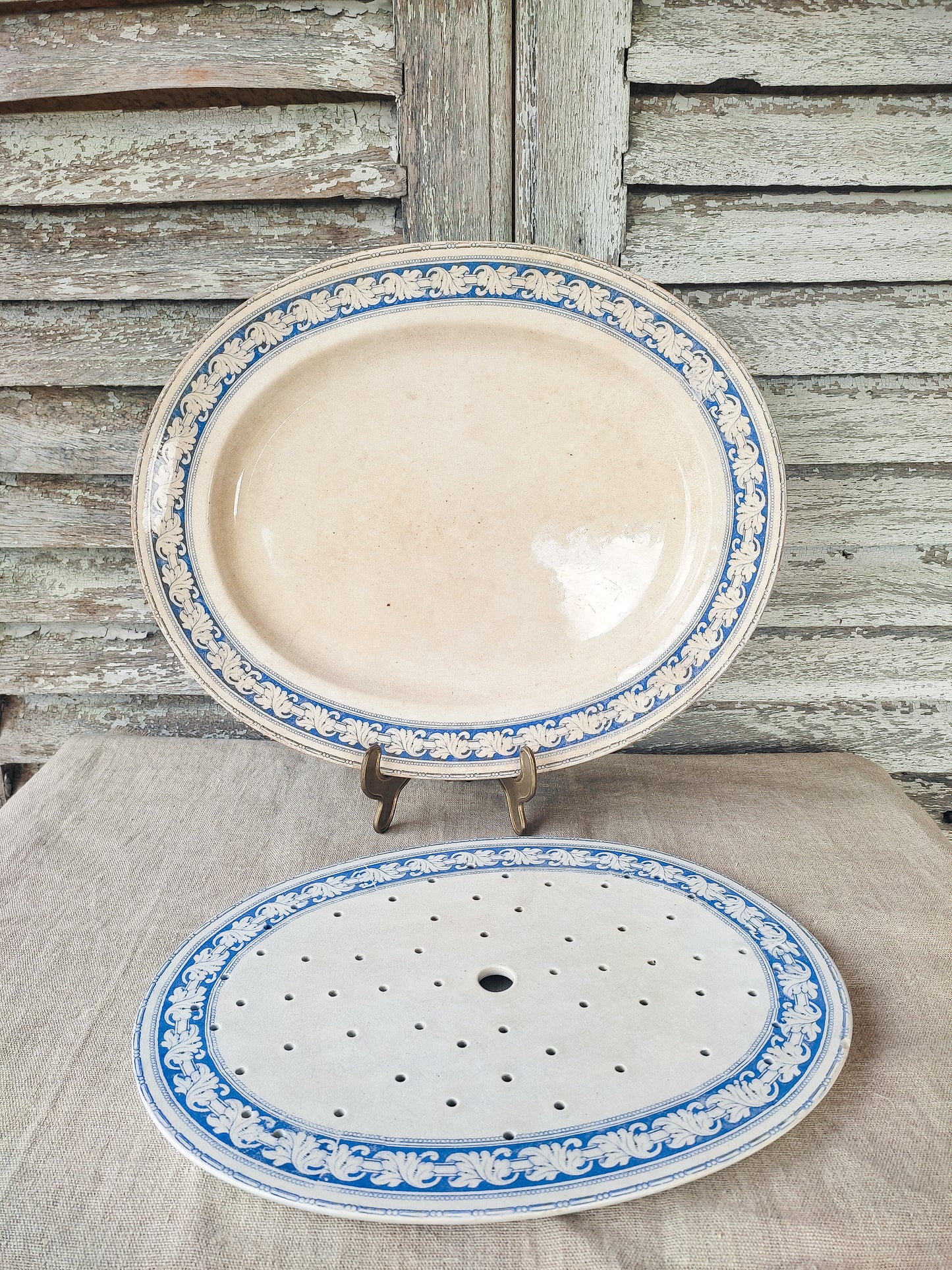 Plat égouttoir anglais d'époque victorienne
