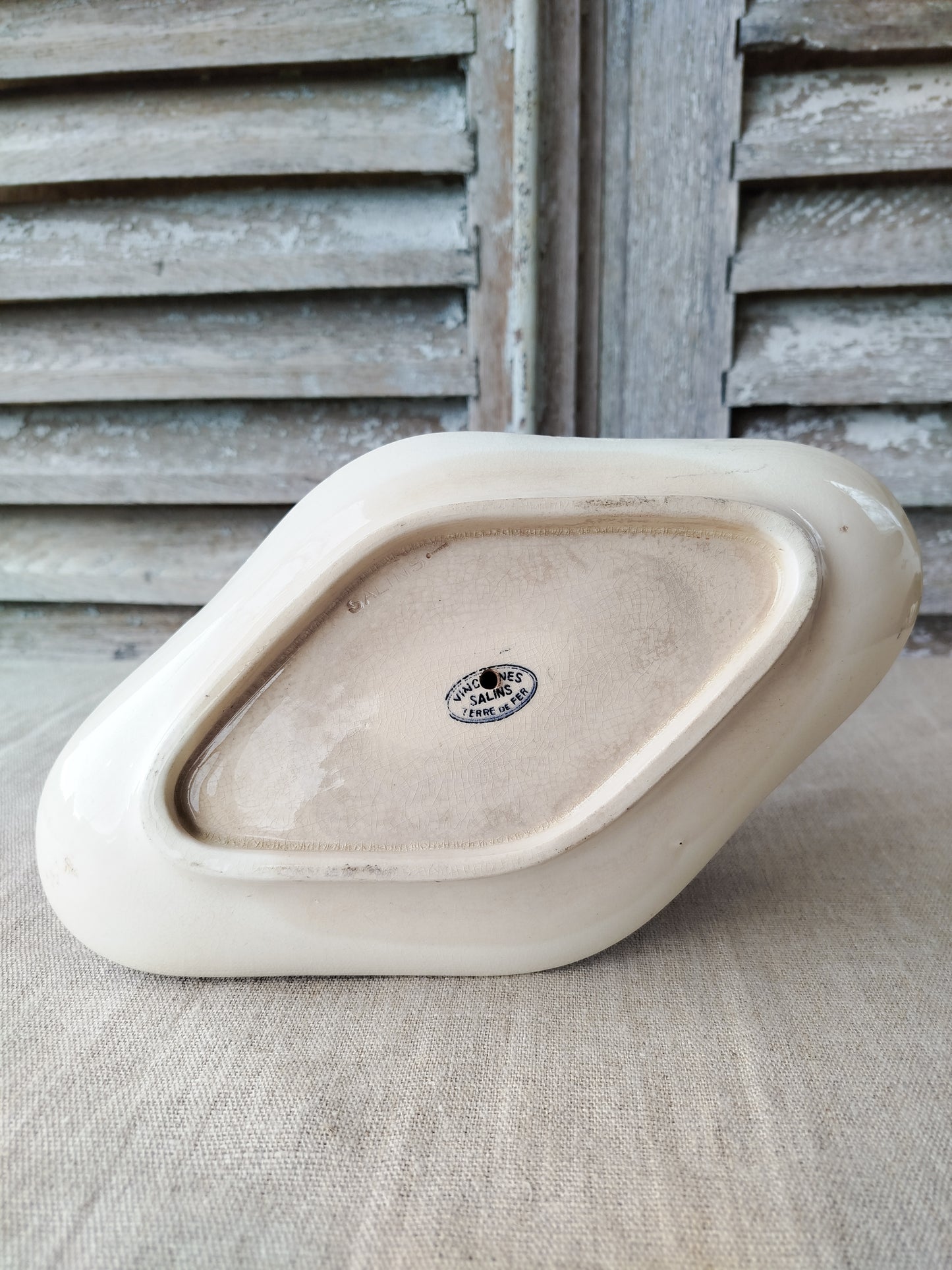 Saucière patinée Salins