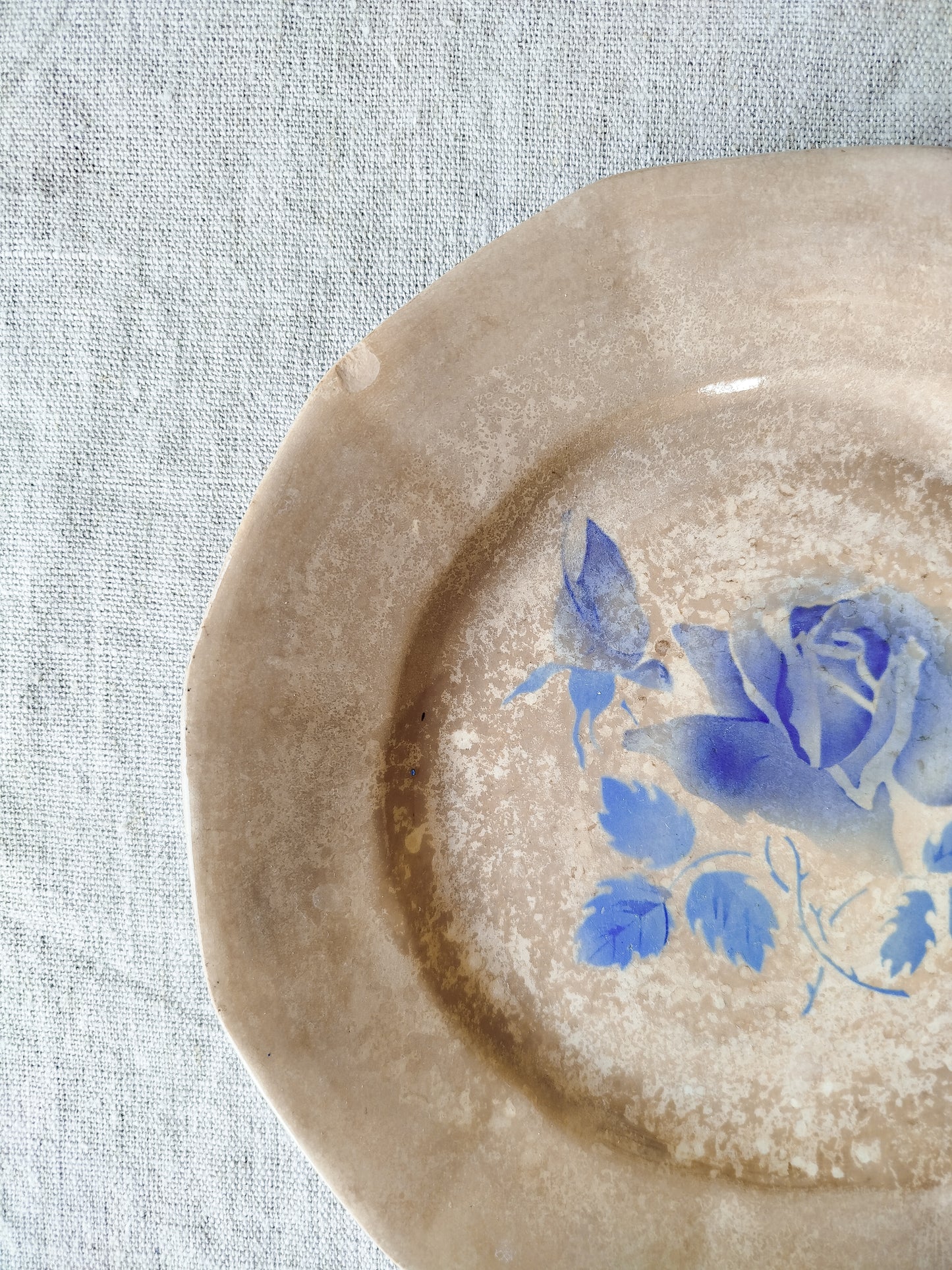 Assiette vintage patinée