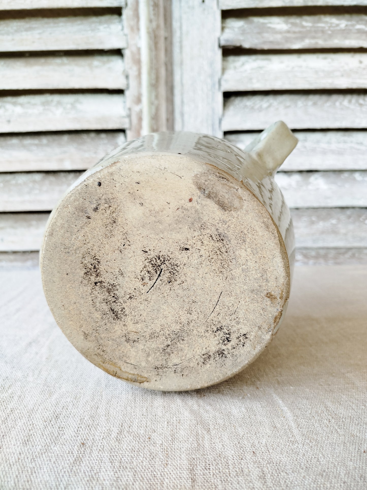 Pot en grès à oreilles