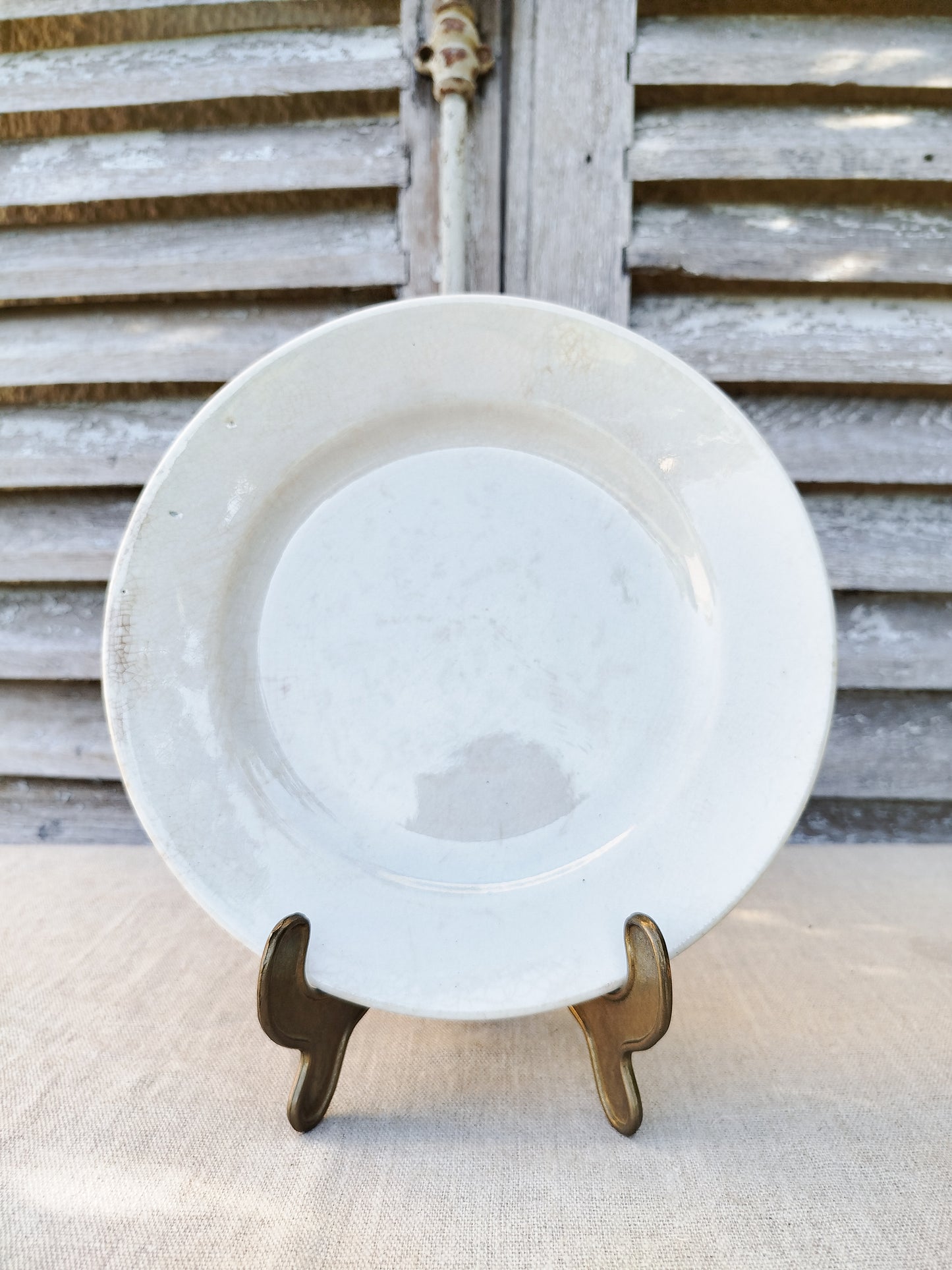Assiettes blanches patinées x4