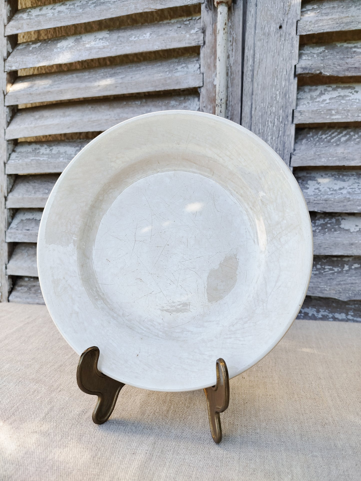 Assiettes blanches patinées x4