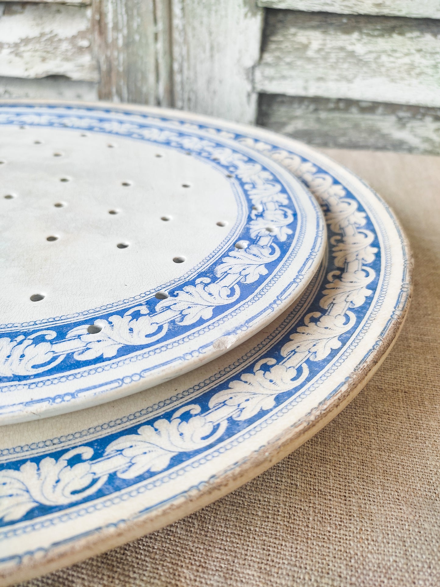Plat égouttoir anglais d'époque victorienne