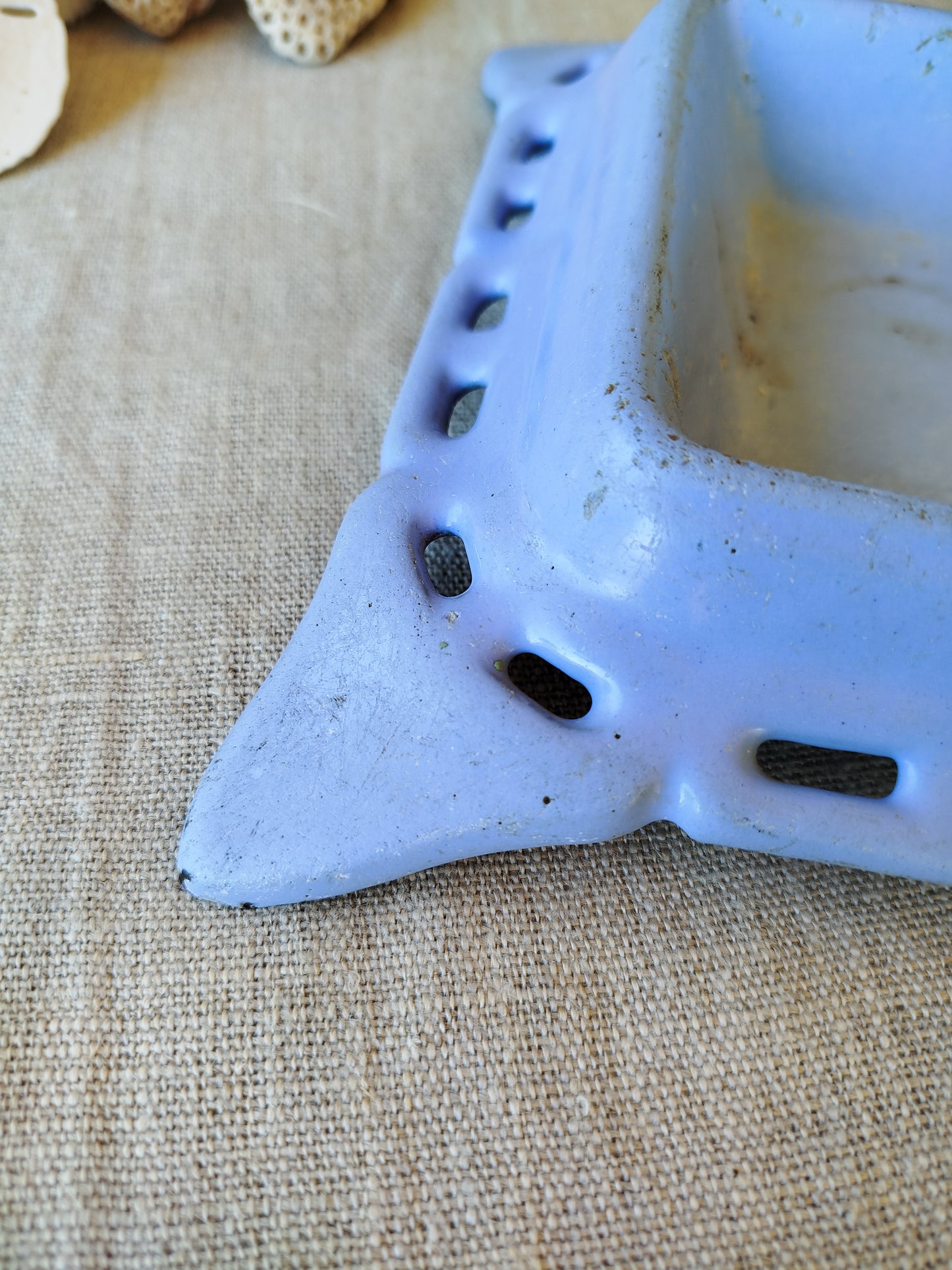 Crachoir ancien ~ Bleu