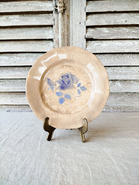 Assiette vintage patinée