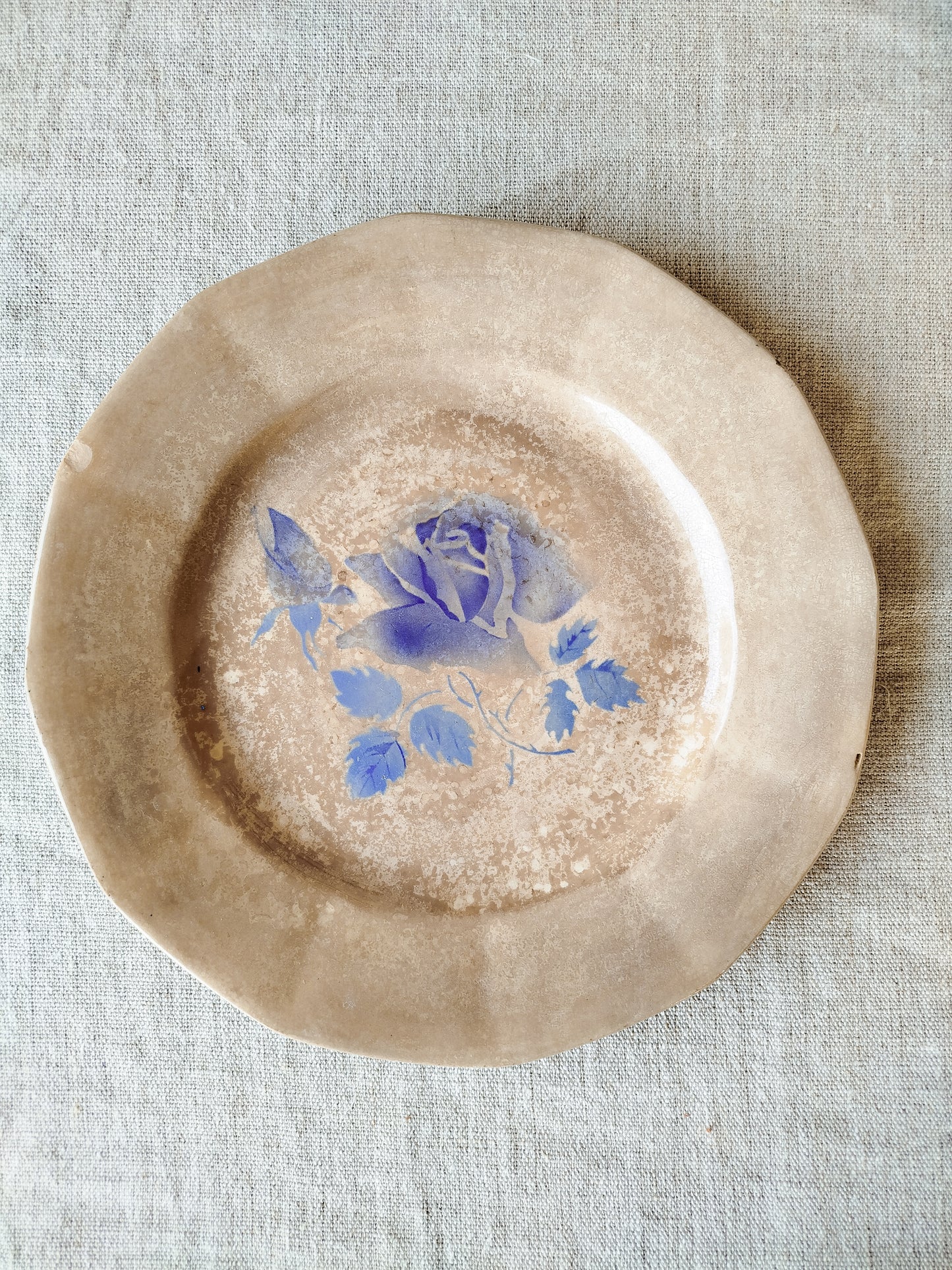 Assiette vintage patinée