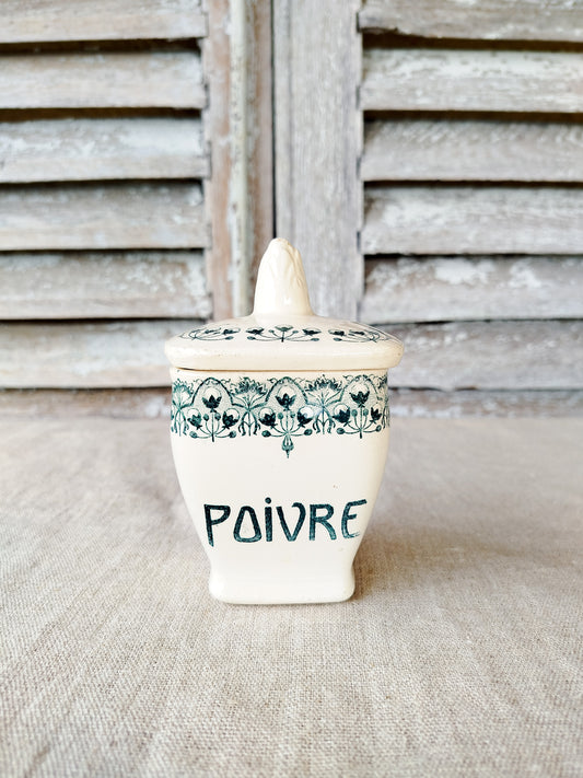 Pot " Poivre " en terre de fer